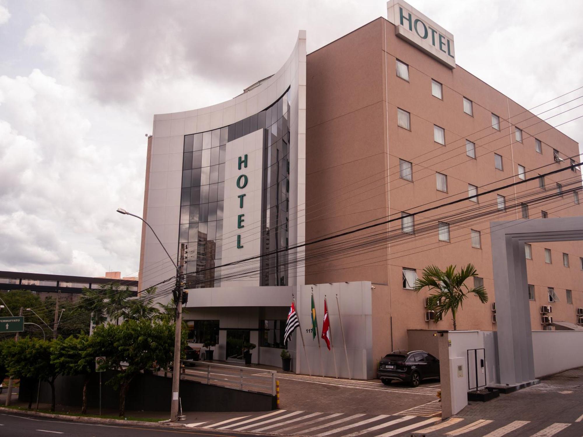 Ipe Center Hotel サン・ジョゼー・ド・リオ・プレト エクステリア 写真